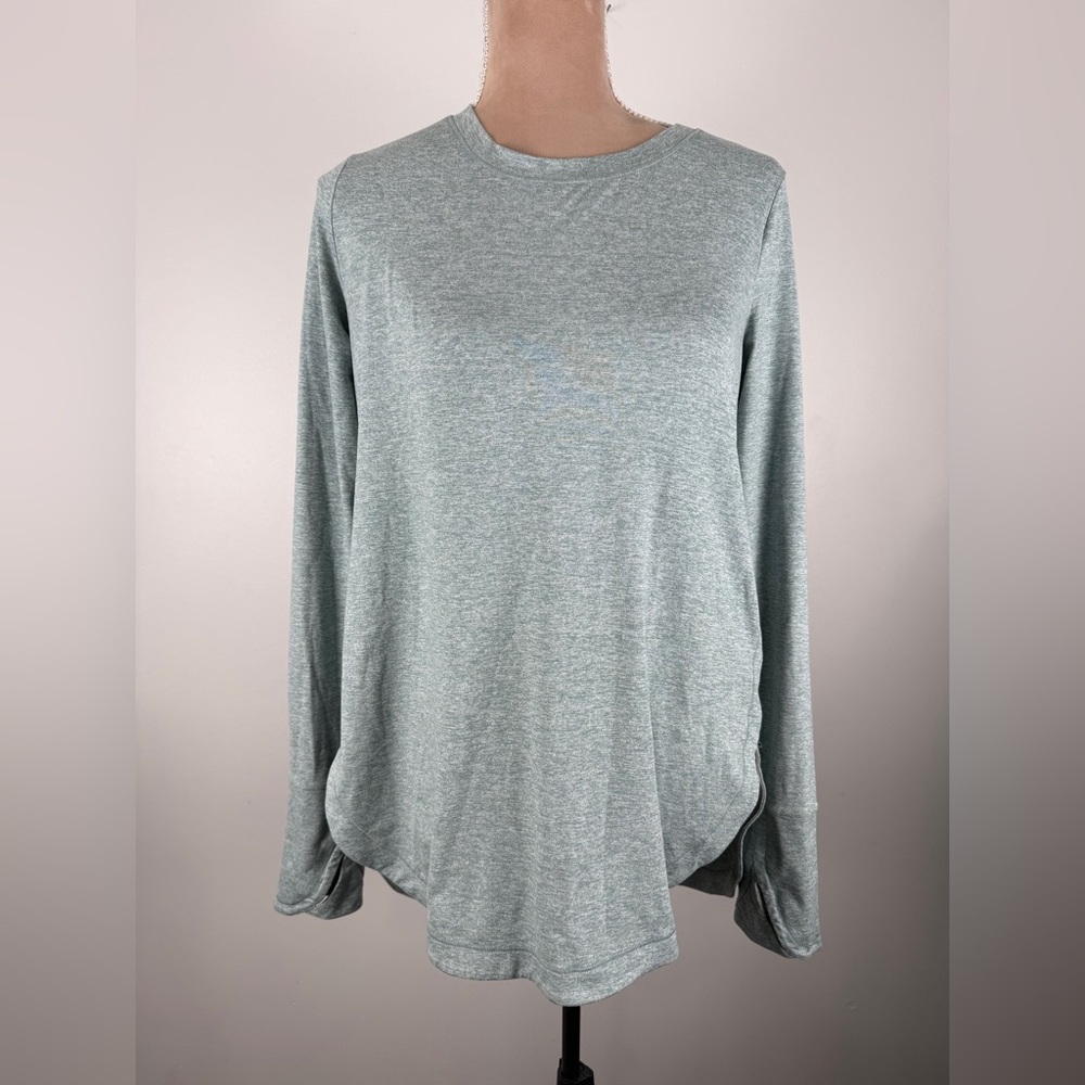 Athleta Heathered Light Sage Green Long Sleeve Top